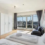 Schoeneberg Aparthotel 3*