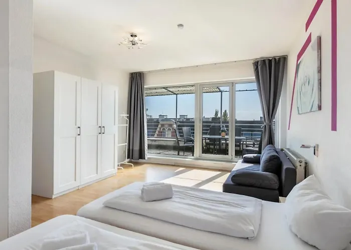 Schoeneberg 아파트호텔 3*