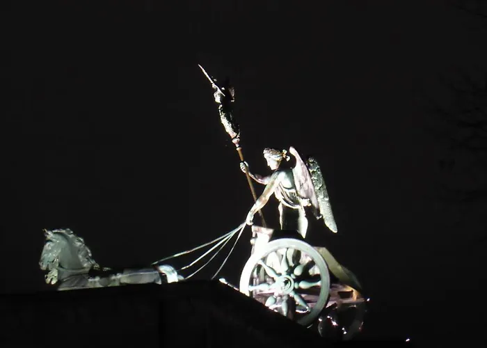 Schoeneberg 아파트호텔