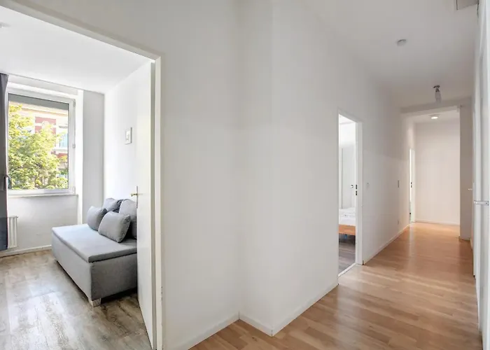 Schoeneberg Aparthotel 3*