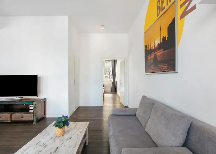 Schoeneberg Aparthotel 3*